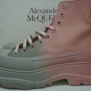 Alexander McQueen Wmns Tread Slick Boots 'Pink Grey Gradient'
